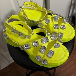 Cape Robbin Platform Sandals Size 11